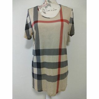 バーバリー(BURBERRY)の【アッコちゃん様ご専用】BURBERRY バーバリーＴシャツ・Ｌ(Tシャツ(半袖/袖なし))