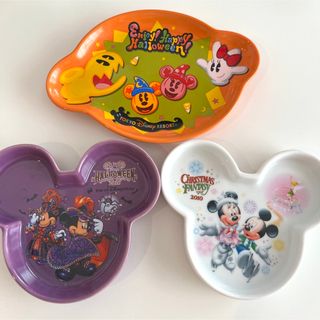 ディズニー(Disney)の未使用✨ハロウィン＆クリスマス🎃スーベニア皿🎄ディズニーランド🏰シー🌊2010年(食器)