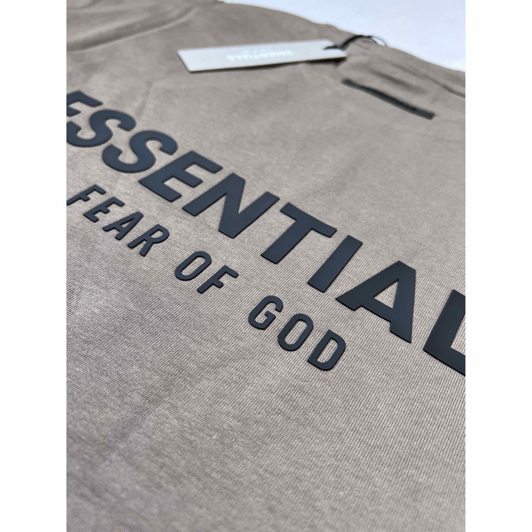レア商品 essentials 半袖 Tシャツ 国内未入荷!新品未使用