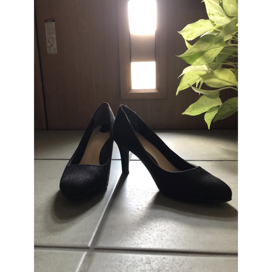 美品　パンプス　ブラック　22cm レディースの靴/シューズ(ハイヒール/パンプス)の商品写真
