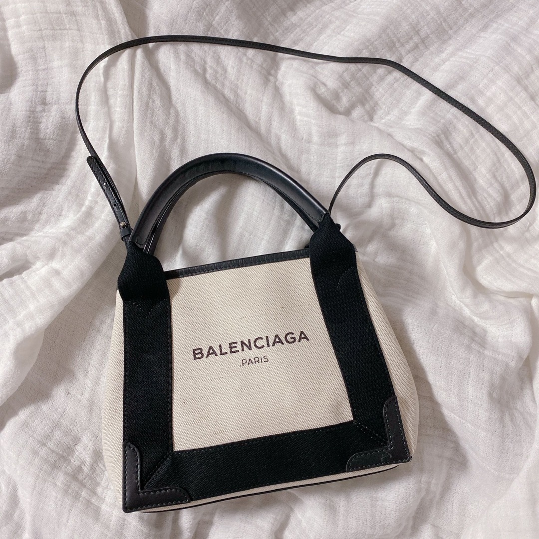 BALENCIAGA ネイビーカバ XS ショルダーバッグ