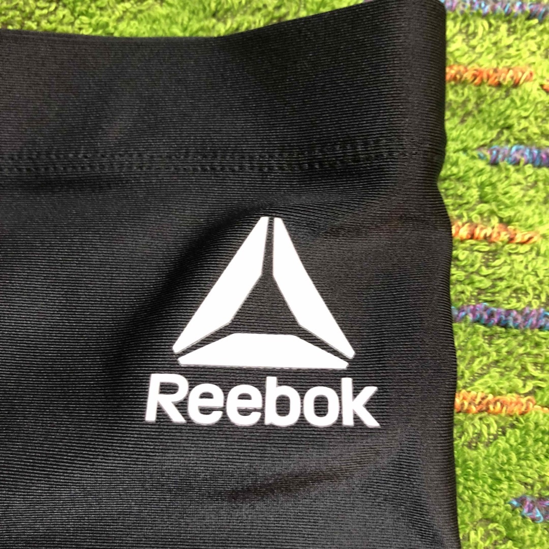 Reebok(リーボック)の  スパッツ　　Reebok スポーツ/アウトドアのトレーニング/エクササイズ(トレーニング用品)の商品写真