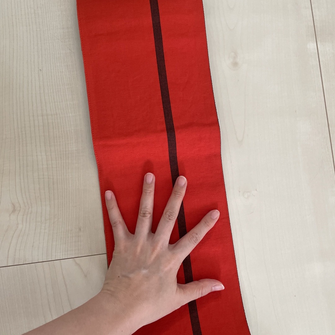 松坂屋(マツザカヤ)の浴衣　着物　帯　赤　刺子　松坂屋着物屋さん レディースの水着/浴衣(帯)の商品写真