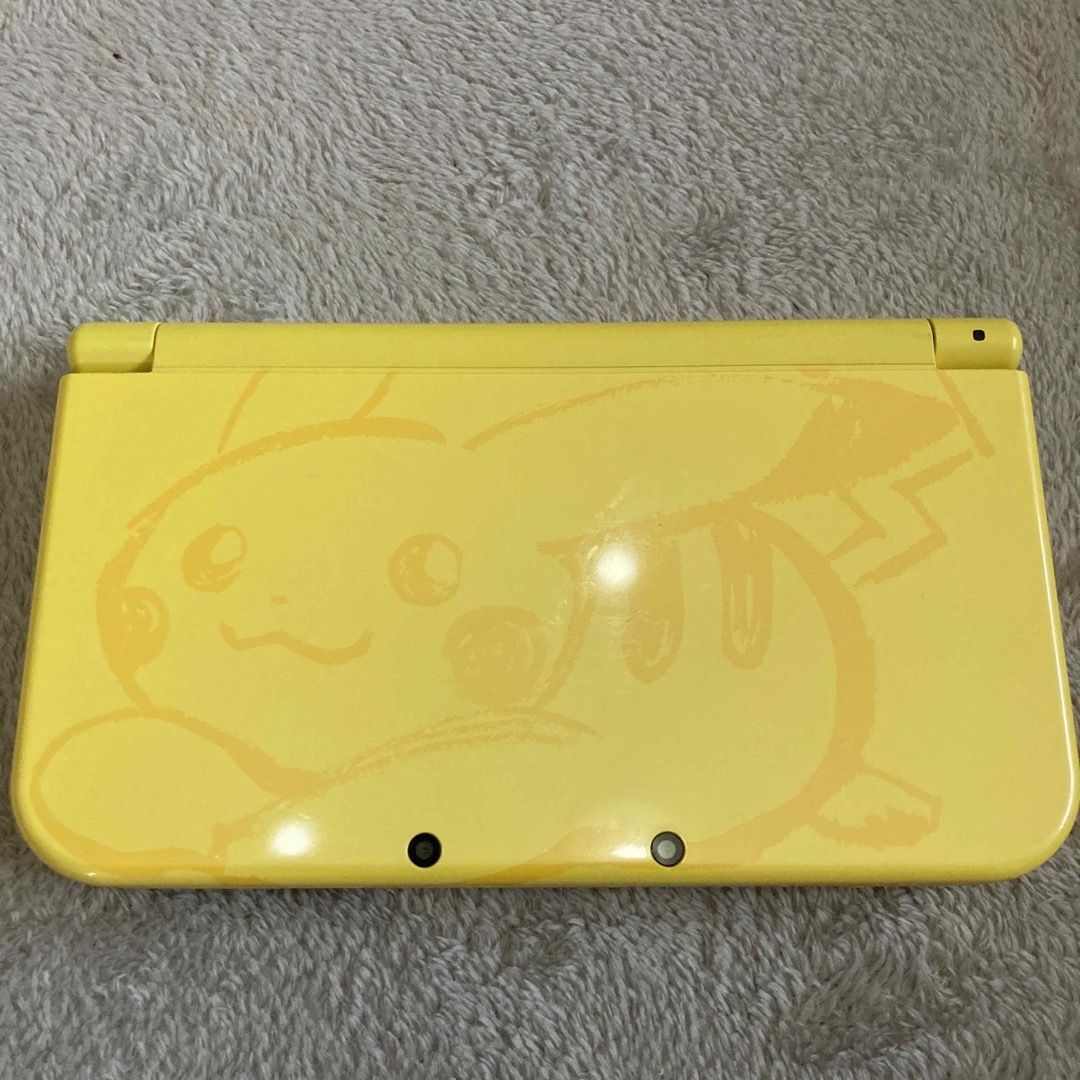 買付 美品 ニンテンドー3DS ピカチュウエディション ポケモンYムーン