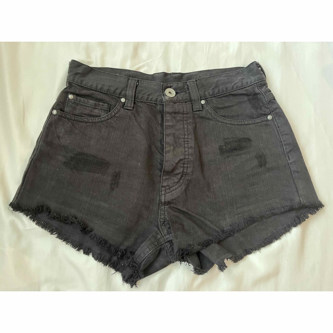 All Saints Allsaints ブラックジーンズ ショートパンツの通販 by c.|オールセインツならラクマ ALL SAINTS デニムハーフパンツ