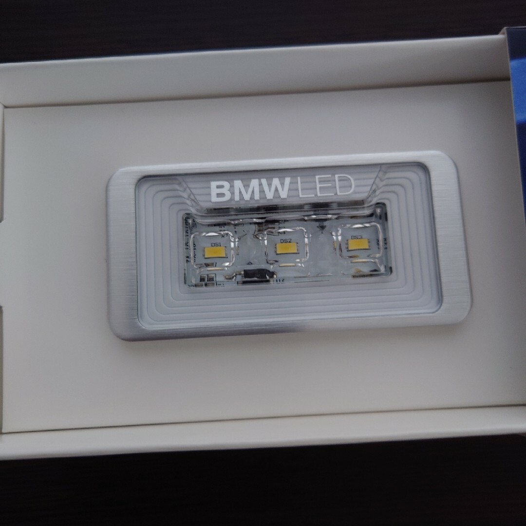 BMW純正 車内ライト - 車内アクセサリー