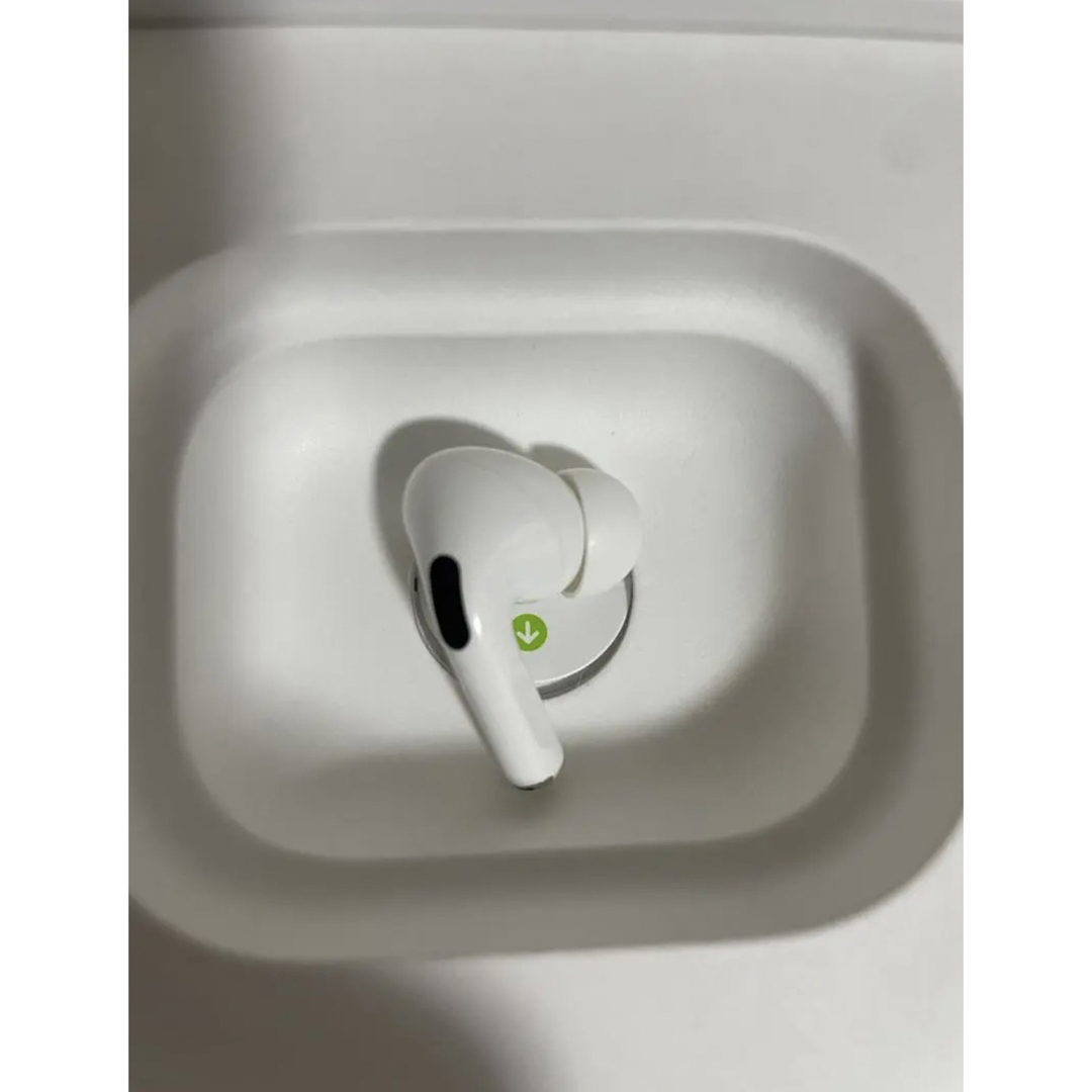 AirPods Pro エアポッズ プロ 右耳 正規品　純正品 2