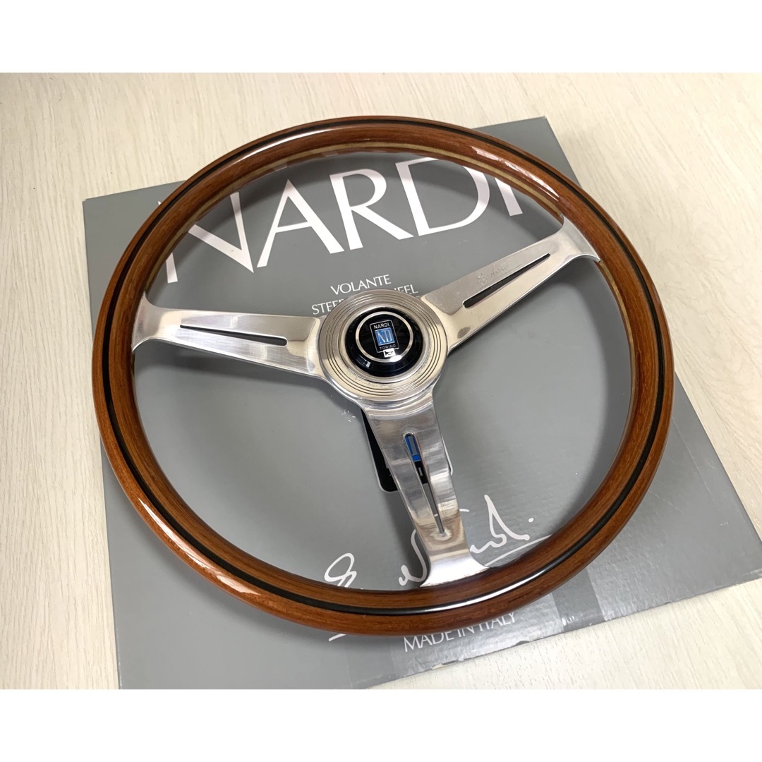 希少【NARDI Classic】36.5Φ ウッドステアリング　即決大歓迎