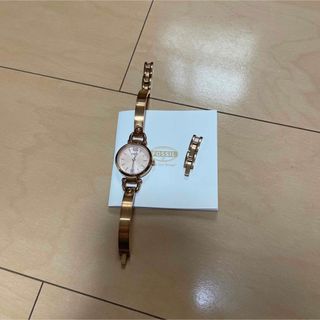 フォッシル(ゴールド/金色系)の通販 100点以上 | FOSSILを買うならラクマ