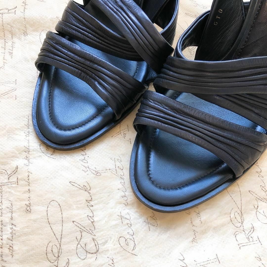 Greco(グレコ)の【美品】GRECO ブラック　サンダル　23cm レディースの靴/シューズ(サンダル)の商品写真