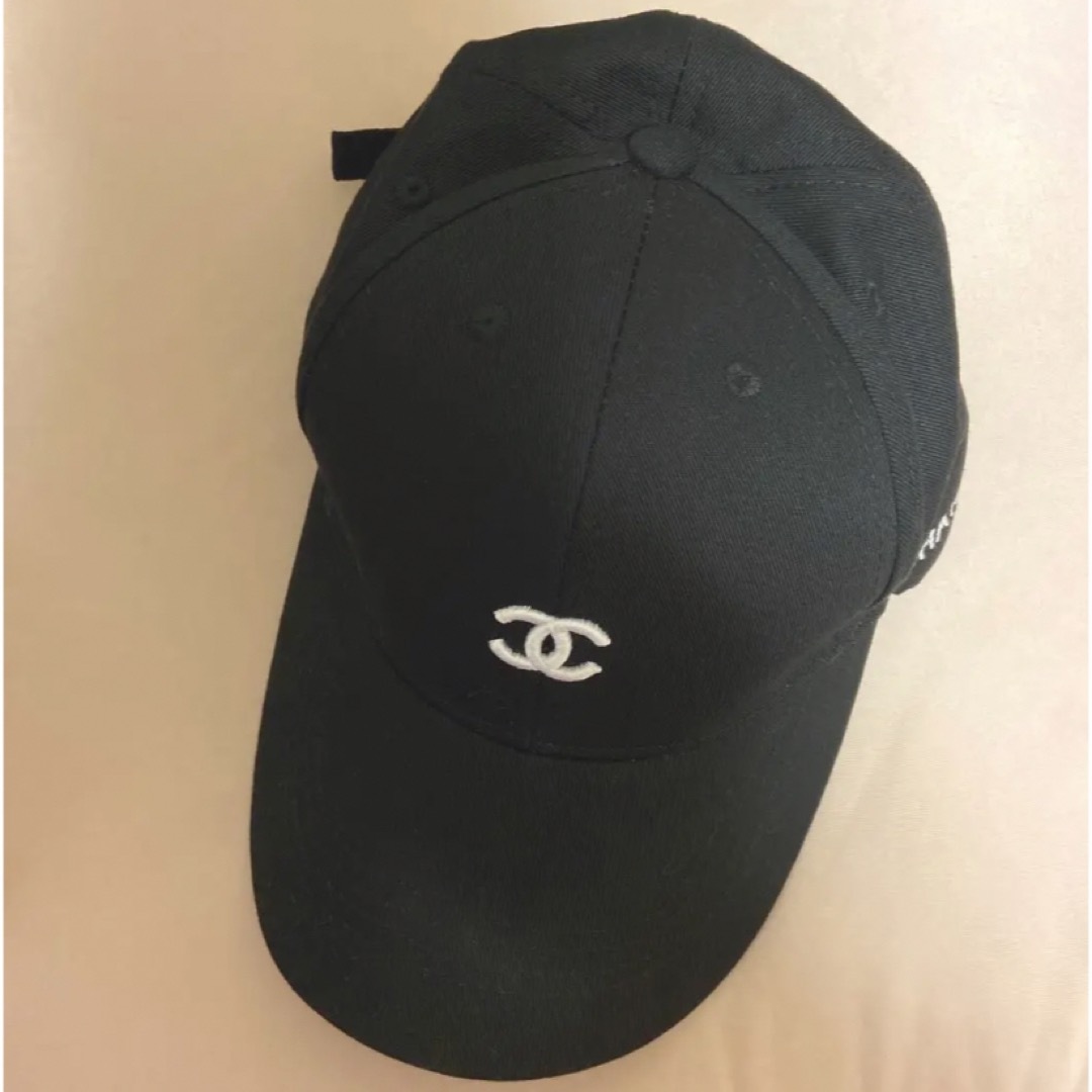 CHANEL(シャネル)のCHANELキャップノベルティjantiques itimi hooked メンズの帽子(キャップ)の商品写真