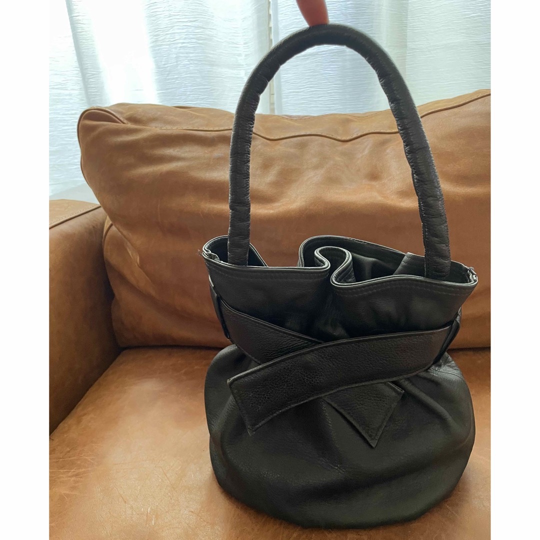 【美品】大人　本革　レザーハンドバック　25cm 黒　ブラック　246