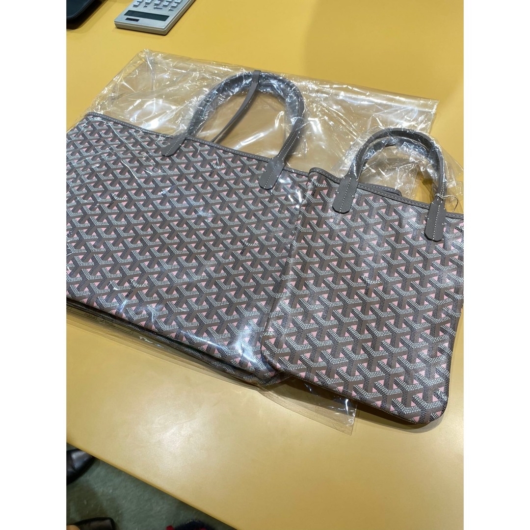 GOYARD(ゴヤール)のgoyard ゴヤール 170周年Poitier Clairvoisピンクトート レディースのバッグ(トートバッグ)の商品写真