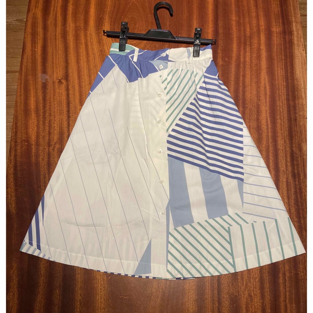 MAISON KITSUNE'(メゾンキツネ)のメゾンキツネ スカート レディースのスカート(ひざ丈スカート)の商品写真