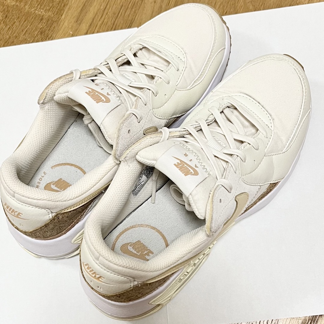 【NIKE】 ナイキ  エアマックス エクシー WDJ1975  23.5