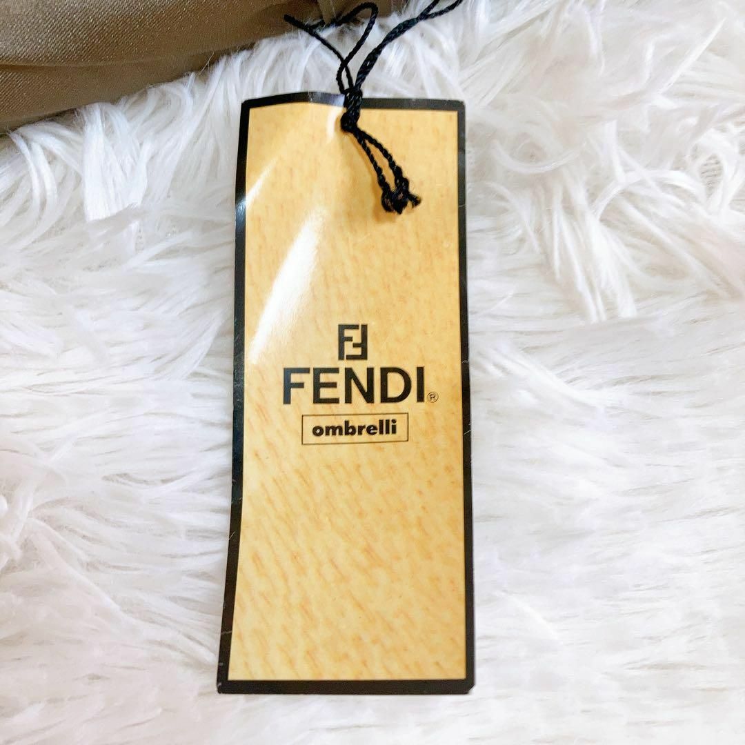 FENDI(フェンディ)の✨タグ付き未使用✨FENDI フェンディ　傘　長傘　60cm レディースのファッション小物(傘)の商品写真