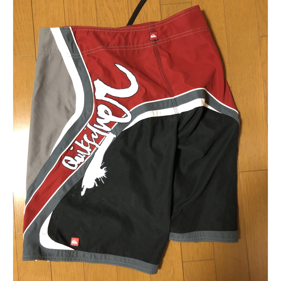 QUIKSILVER(クイックシルバー)のQUIKSILVER/クイックシルバー メンズ サーフパンツ メンズの水着/浴衣(水着)の商品写真