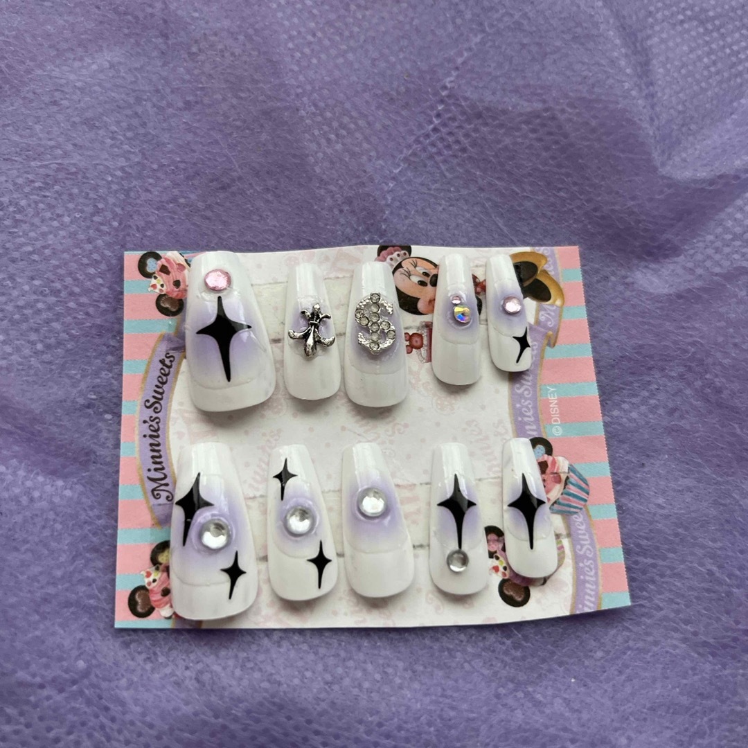 ネイルチップ ネイル 白 紫 星 ギャル 可愛い コスメ/美容のネイル(つけ爪/ネイルチップ)の商品写真