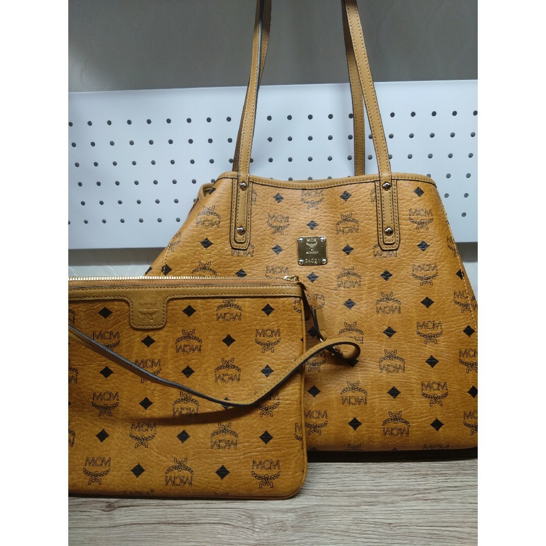 【極美品】ＭＣＭ　エムシーエム　トートバッグ　セカンドバッグ　セット