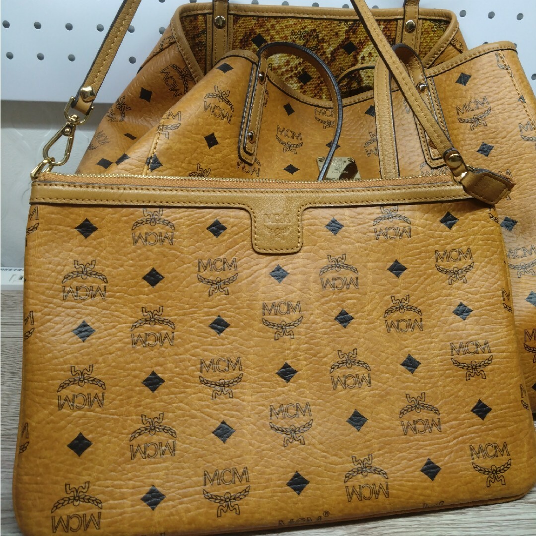 【極美品】ＭＣＭ　エムシーエム　トートバッグ　セカンドバッグ　セット 6