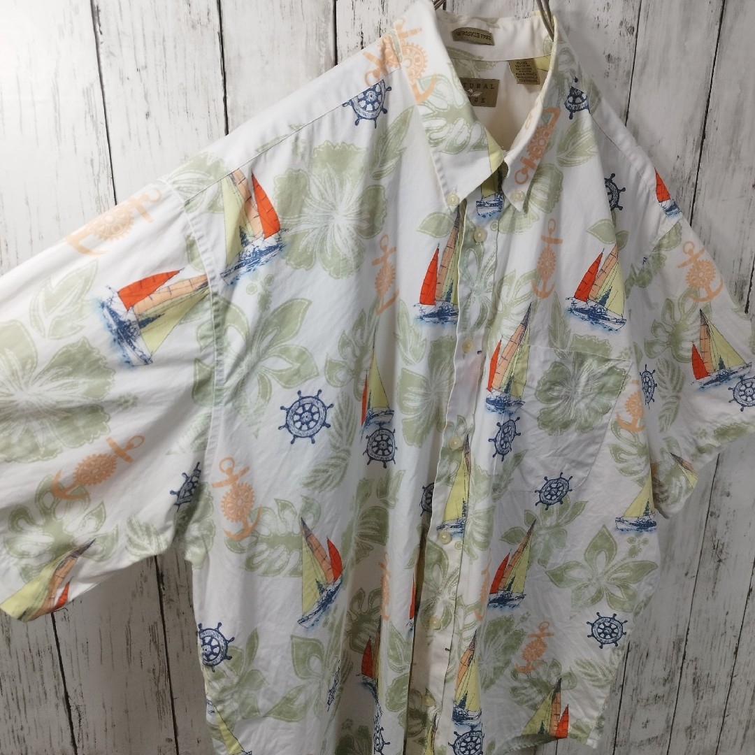 ART VINTAGE(アートヴィンテージ)の【NATURAL ISSUE】ヨット柄アロハシャツ　半袖　ボタニカル　夏　海 メンズのトップス(シャツ)の商品写真