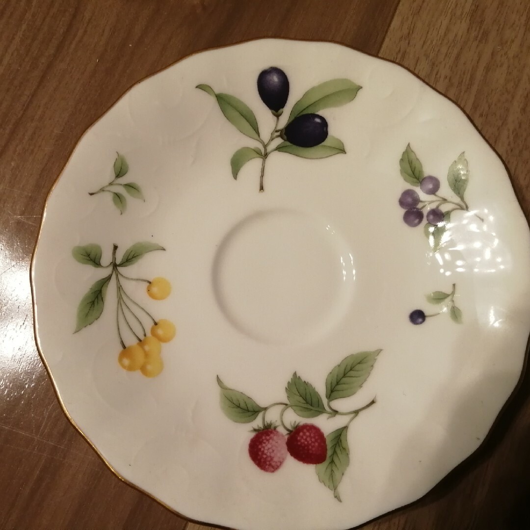 Noritake(ノリタケ)のNORITAKE　ノリタケ　Comtemporary ソーサーのみ2枚 インテリア/住まい/日用品のキッチン/食器(食器)の商品写真