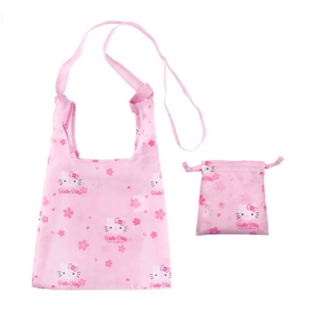 ROOTOTE(ルートート)のハローキティ　ルートート　コンパクトエコバッグ　2way 桜　新品 エンタメ/ホビーのおもちゃ/ぬいぐるみ(キャラクターグッズ)の商品写真