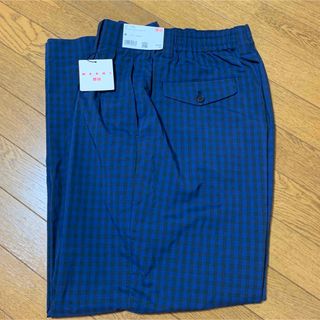 ユニクロ(UNIQLO)のユニクロ　マルニ　ワイドフィットタックパンツ(スラックス)