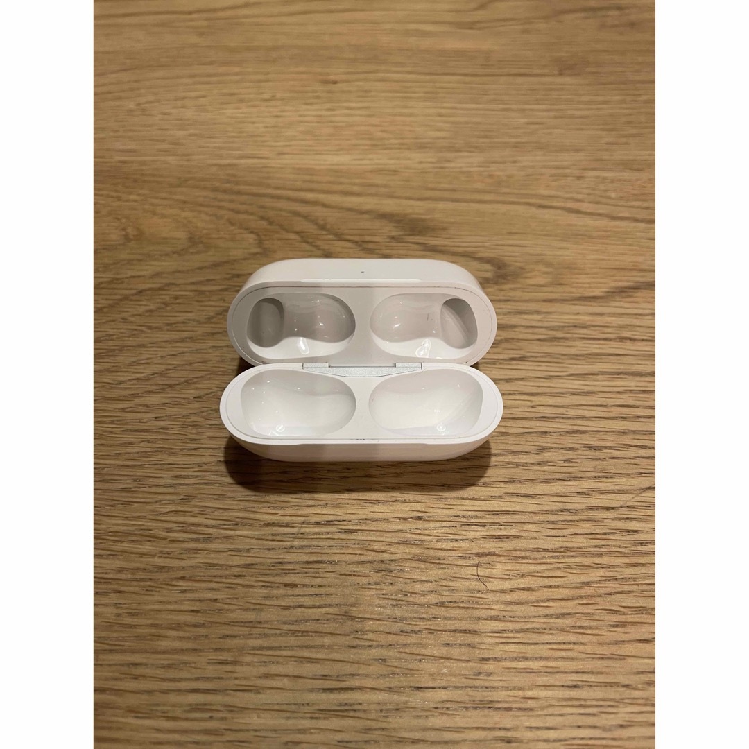 APPLE AirPods Pro ノイズキャンセリング付完全ワイヤレスイヤホン