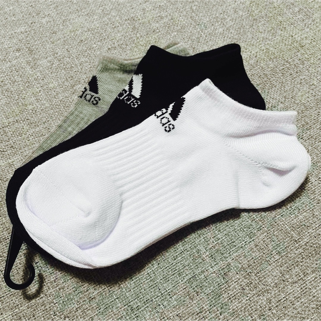 adidas(アディダス)の太郎様☆adidas☆靴下3足セット レディースのレッグウェア(ソックス)の商品写真