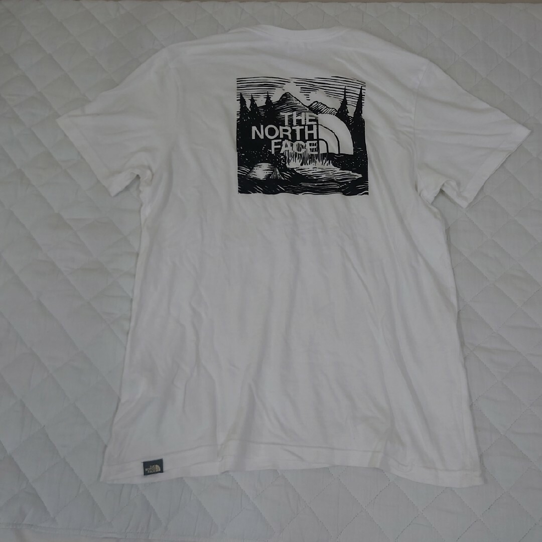 THE NORTH FACE(ザノースフェイス)のノースフェイス S/S REDBOX CELEBRATION TEE メンズのトップス(Tシャツ/カットソー(半袖/袖なし))の商品写真