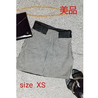 ザラ(ZARA)の156 ZARA 黒×白 千鳥柄 ミニスカート フェイクレザー 可愛い オシャレ(ミニスカート)