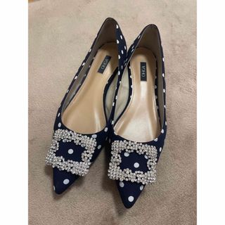 ツルバイマリコオイカワ(TSURU by Mariko Oikawa)のOHGA ドットビジュパンプス(Navy)(バレエシューズ)