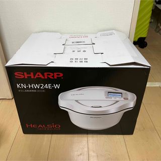 シャープ(SHARP)のSHARP ヘルシオ ホットクック 電気無水鍋 ホワイト系 KN-HW24E-W(調理機器)