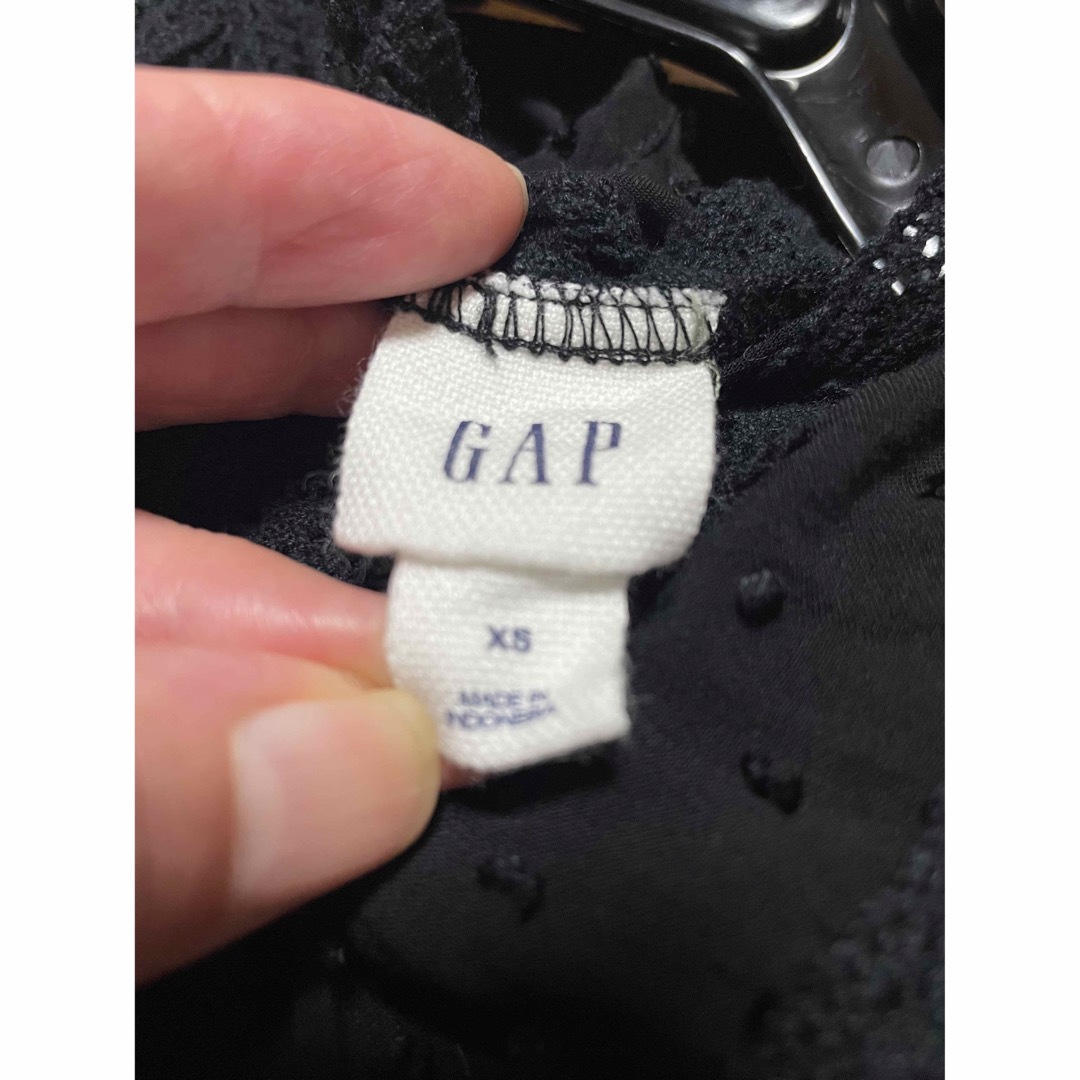 GAP(ギャップ)の値下げ！ ギャップ ノースリーブブラウス レディースのトップス(シャツ/ブラウス(半袖/袖なし))の商品写真