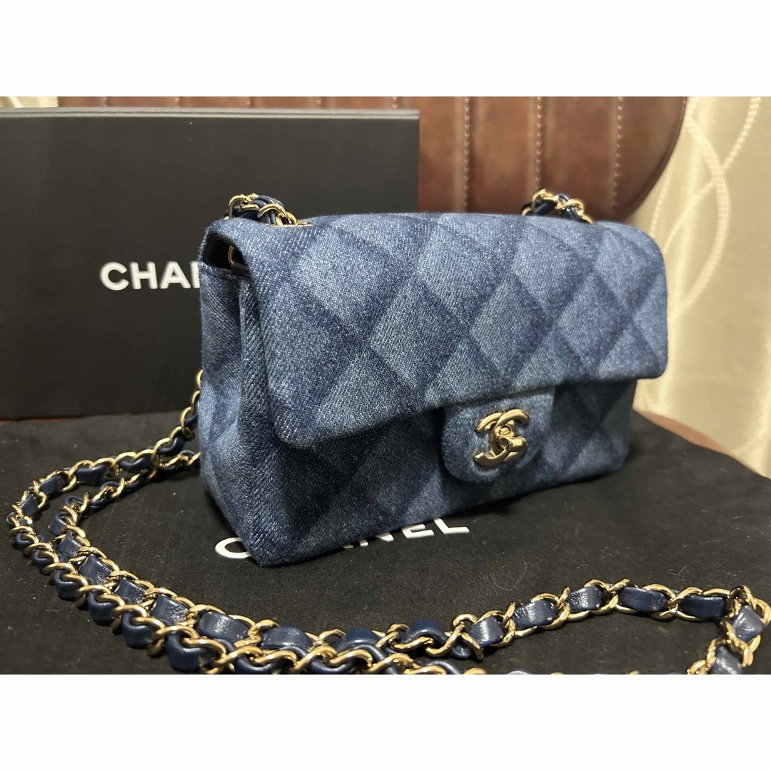 CHANEL(シャネル)の超レア　シャネル　デニム　ミニマトラッセ　20  バッグ レディースのバッグ(ショルダーバッグ)の商品写真