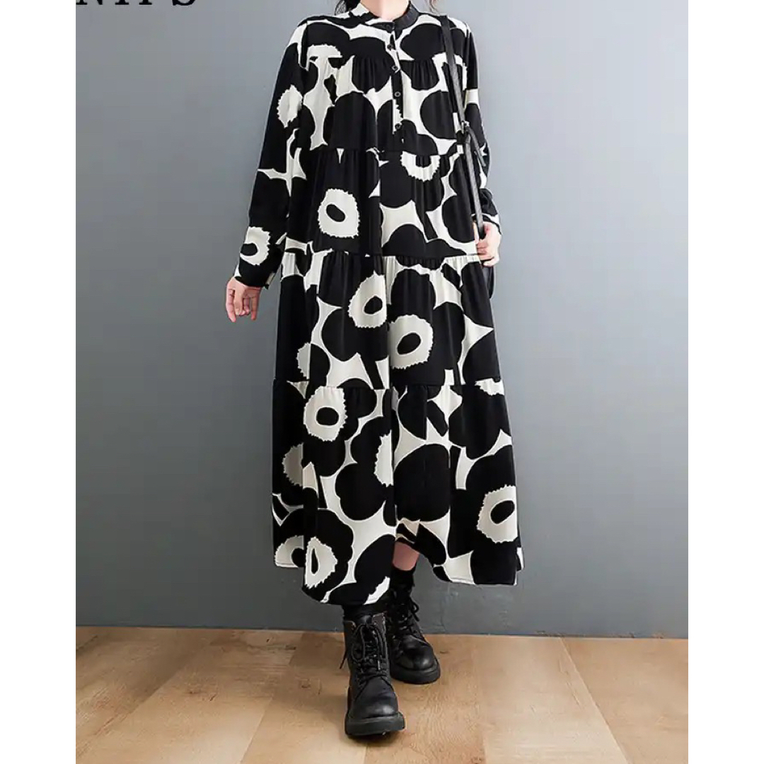 marimekko(マリメッコ)の北欧　モノトーン マリメッコ ワンピース　大きめ　フリーサイズ　黒白 レディースのワンピース(ロングワンピース/マキシワンピース)の商品写真