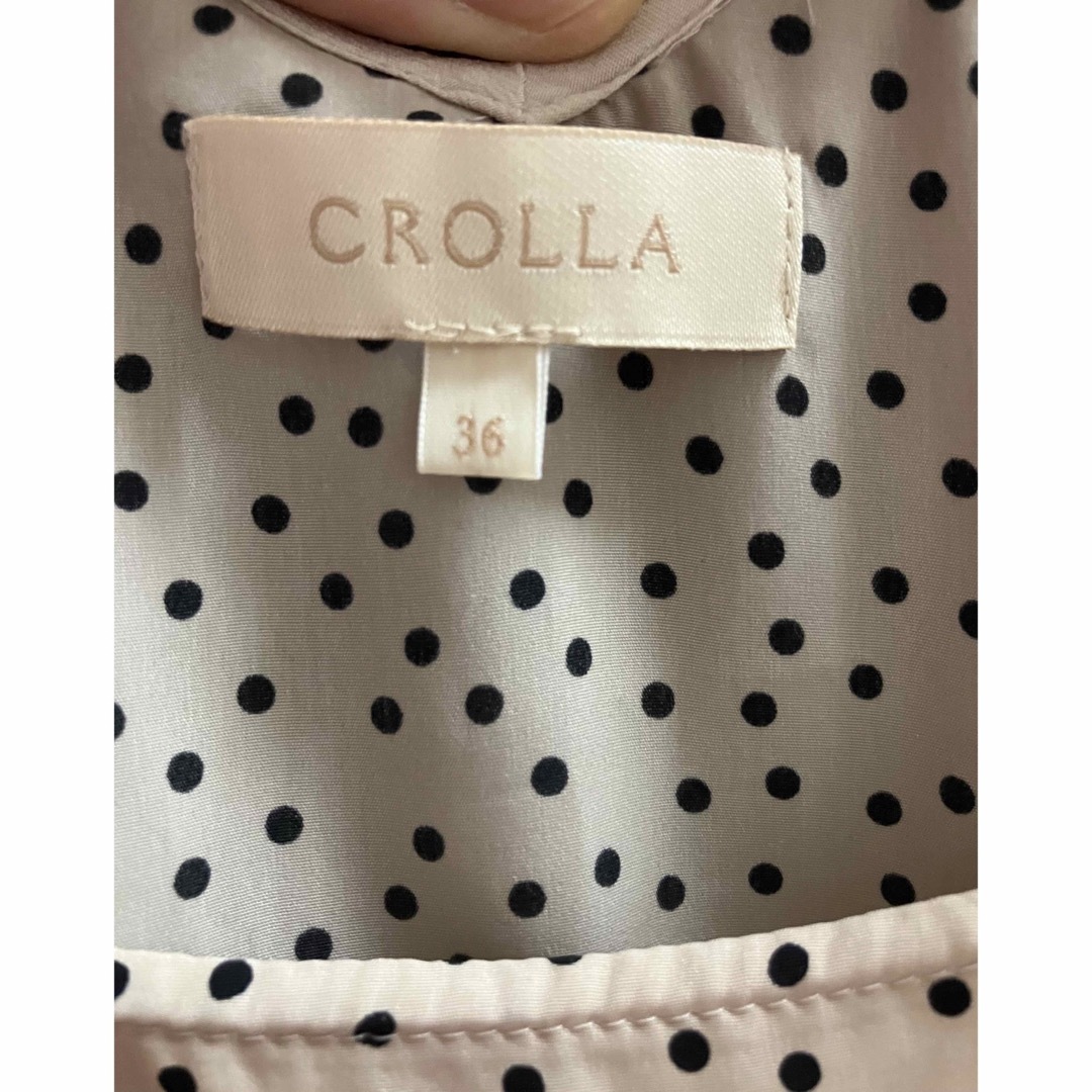 CROLLA(クローラ)のクローラCROLLAベージュ×黒ドット柄ワンピース水玉チュニアクアブリーズリボン レディースのワンピース(ミニワンピース)の商品写真