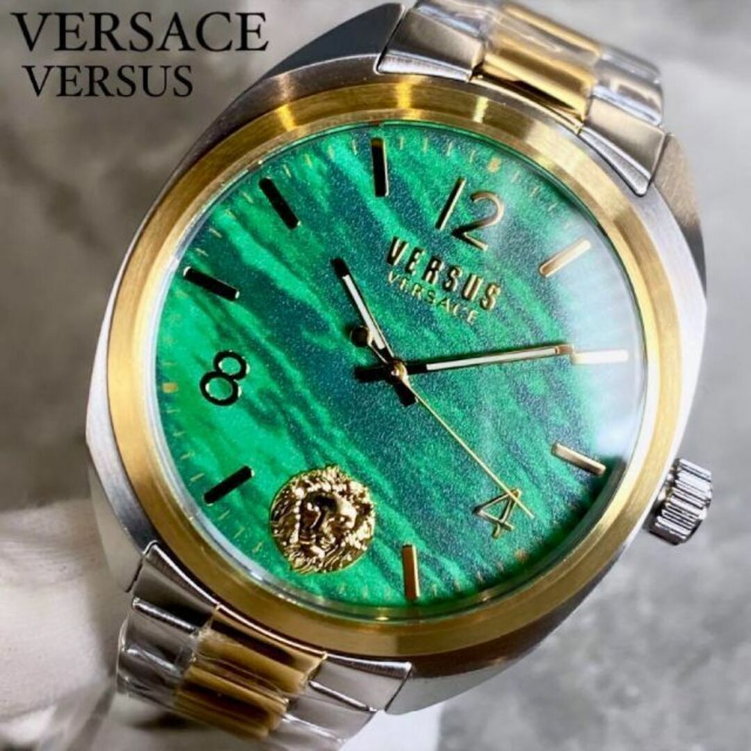 VERSACE - 激レア!新品タグ付き Versus ヴェルサーチ 腕時計 グリーン