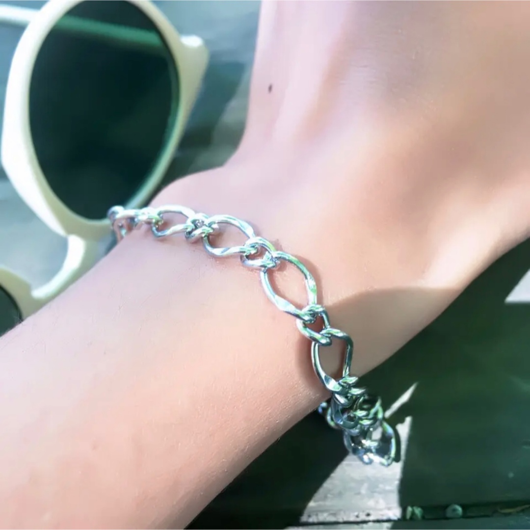 TODAYFUL(トゥデイフル)のヴィンテージ 風 ハンドメイド ブレスレット シルバー 変形 フープ リング ハンドメイドのアクセサリー(ブレスレット/バングル)の商品写真