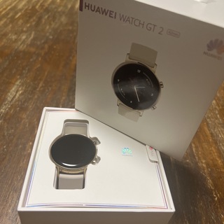 ファーウェイ(HUAWEI)のHUAWEl WATCHGT2  42mm スマートウォッチ(腕時計)