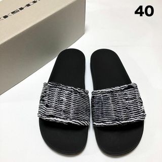 ダークシャドウ(DRKSHDW)の新品 40 RICK OWENS DRK SHDW サンダル 黒白 5903(サンダル)