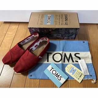 トムズ(TOMS)のTOMS Wmn Classics Red Canvas スリッポン25cm 赤(スリッポン/モカシン)