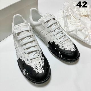 マルタンマルジェラ(Maison Martin Margiela)の新品 42 マルジェラ 23ss ジャーマントレーナー 白 黒 5131(スニーカー)