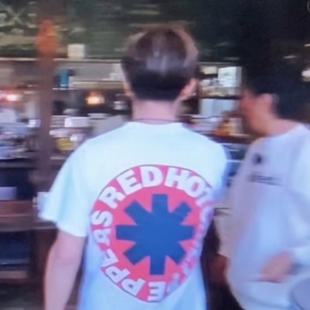 GILDAN - 木村拓哉 RED HOT CHILI PEPPERS 1990 Tシャツ Lの通販 GILDAN - 木村拓哉 RED HOT CHILI PEPPERS 1990 Tシャツ Lの通販