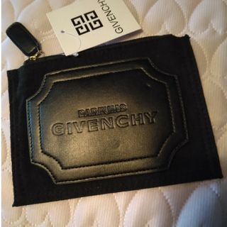 ジバンシィ(GIVENCHY)のポーチ🥰ジバンシーポーチ🥰(ポーチ)