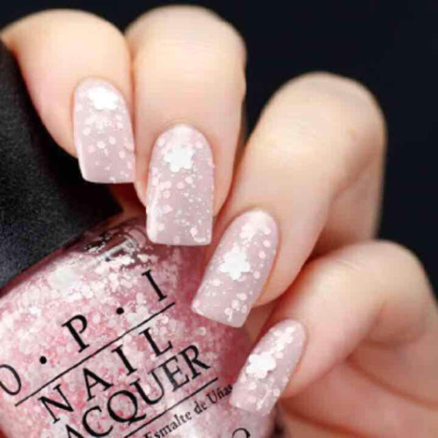 OPI(オーピーアイ)の【人気♪】新品OPI☆T64 Petal Soft コスメ/美容のネイル(マニキュア)の商品写真