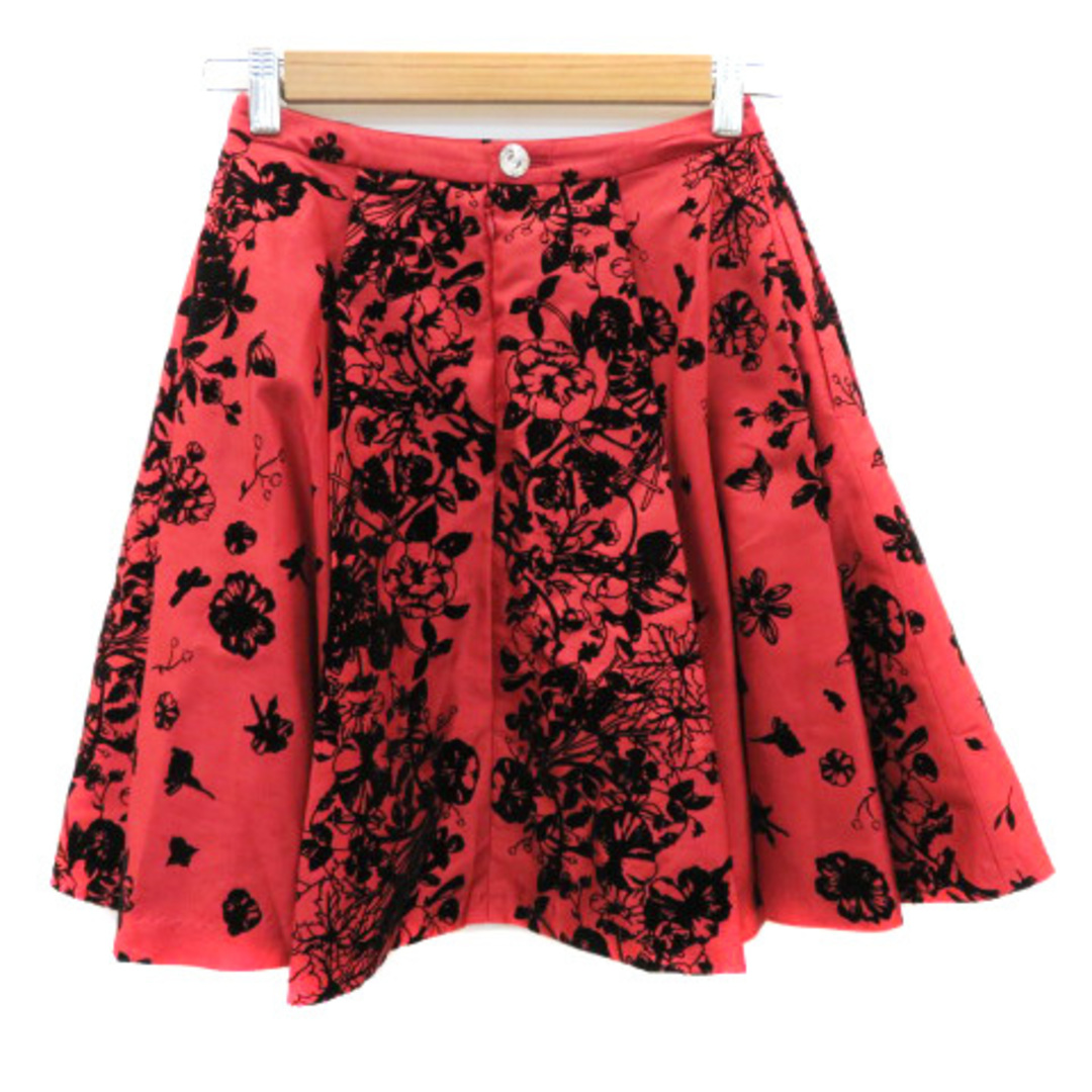 Maglie par ef-de(マーリエパーエフデ)のマーリエパーエフデ フレアスカート ギャザースカート ひざ丈 花柄 7 赤 レディースのスカート(ひざ丈スカート)の商品写真