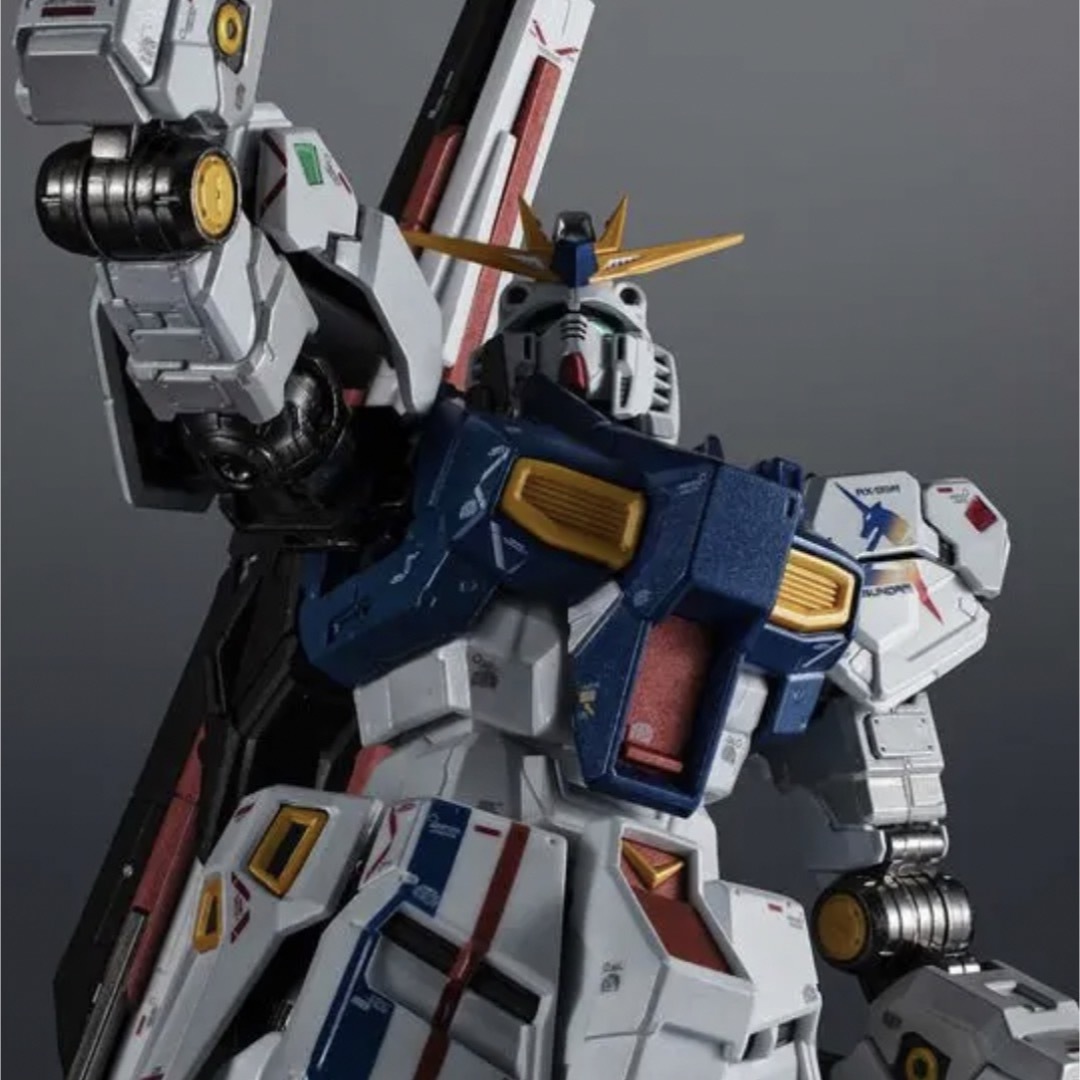 超合金 RX-93ff νガンダム模型/プラモデル