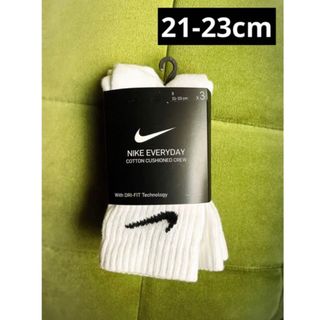 ナイキ(NIKE)のラスト1セット！ NIKE 21-23 レディース キッズ スニーカーソックス(靴下/タイツ)